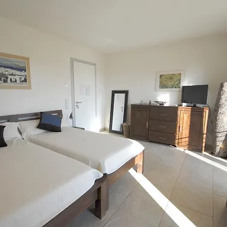 Can Descans Bed & Breakfast 2*